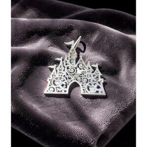 Disneyland Castle Silhouette Metal Keychain Silver Disney Collectible